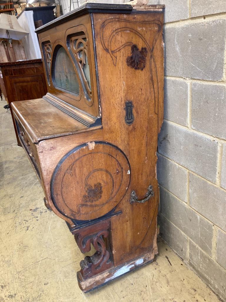 An H & G Presberg French cafe piano